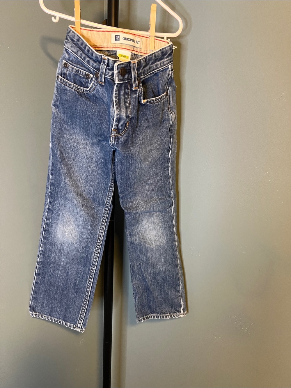 GAP Kids Straight-Leg Jeans in Medium Blue Wash